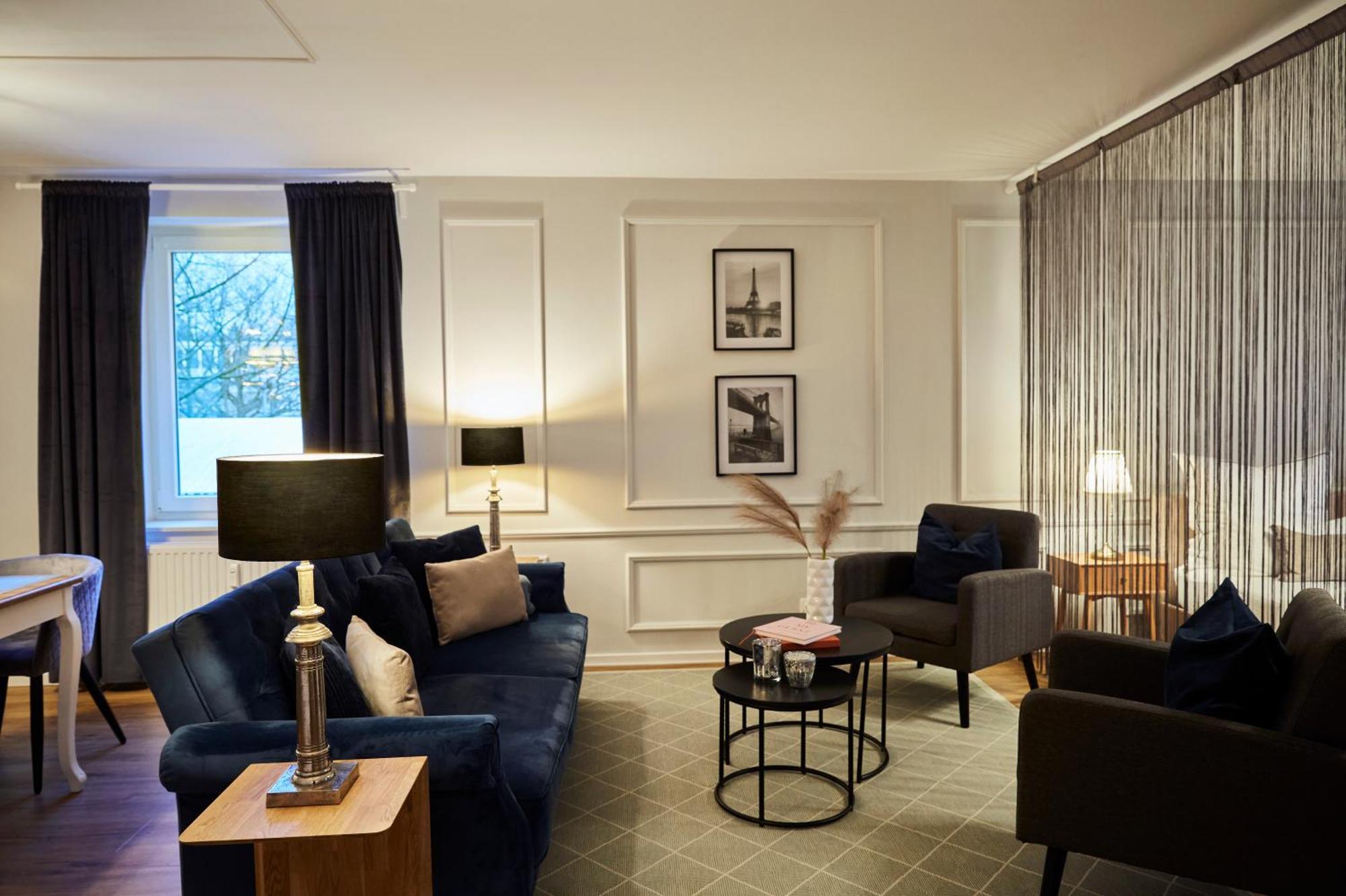 R B Apartment Am Airport Hamburg - 1-4 Personen - Kueche - Smart Tv - Waschmaschine - Perfekt Fuer Geschaeftsreisende Oder Familien エクステリア 写真